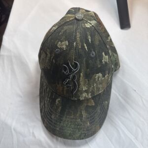 Browning Women’s Camo Baseball Cap Preowned